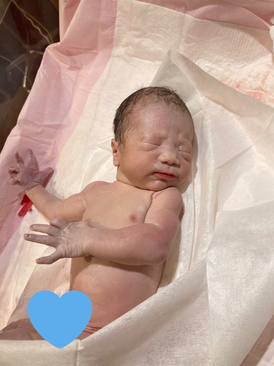 ai_zmd's tweet image. ✨ご報告✨

７月２６日１８時８分
加納家に第三子誕生しました👏
2876gの男の子

名前は涼太郎と書いて
りょうたろうです♡

母子共に元気モリモリです！
応援ありがとうございました✨

５人家族になった加納家も
よろしくお願いします😋🙌🏻

みんなに会えるのを
楽しみにしています😊