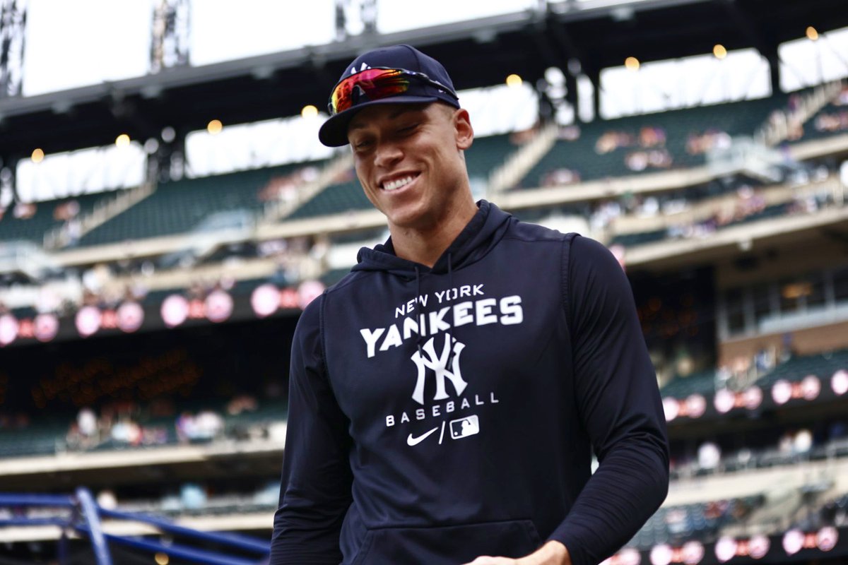 Yankees's tweet photo. Let’s ride. 

#RepBX https://t.co/dVG3cuQV7A