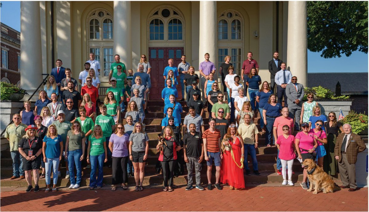 worthapeak's tweet photo. We are so excited to be selected as Best Roofer for the Fauquier Times Reader's Choice Awards again this year! Thank you for your continued support and votes. We appreciate you all very much! #teampeakroofing #ThankYou #bestroofer https://t.co/ZktMHTdqEO
