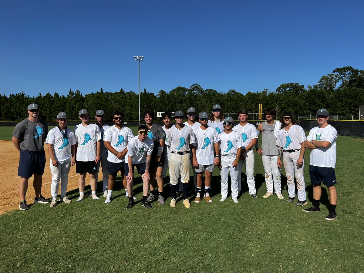 CCBLJAX's tweet photo. Big shout out to the Dolphins on great summer.  Want a great group of young men.  Fought hard all year and kept getting better. They fell short today but got better all summer look good luck in fall. Great job by Coach Weathers working with these boys. https://t.co/YJylxkHwd4