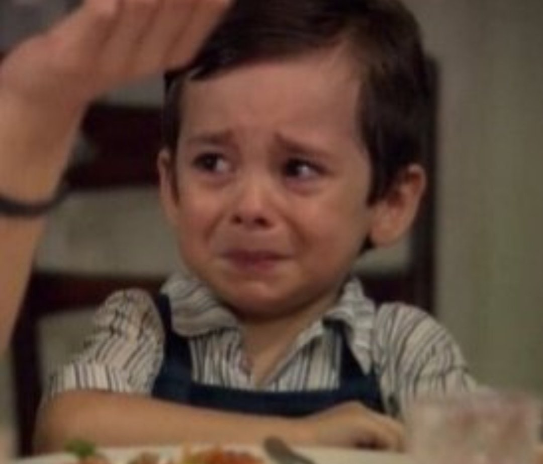 Tüm yıl şehir dışı yazcam deyip tercih dönemi aile baskısıyla kendi şehrimde uni ararken benim sifatul esgal #tercih2022
#ykstercih