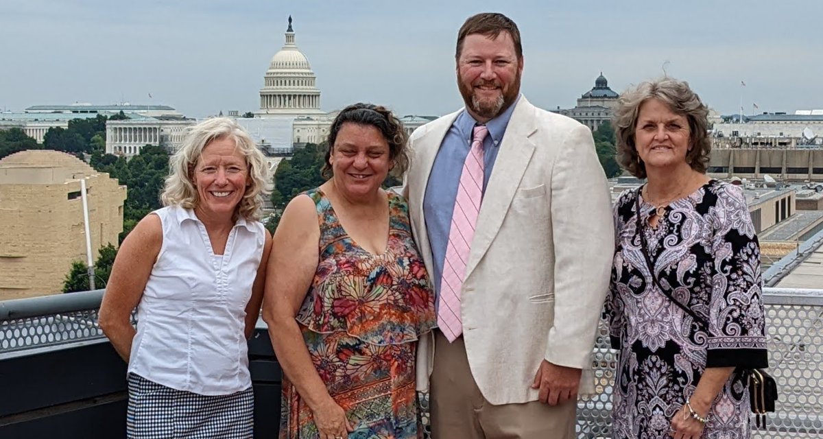 NuggetsOnMars's tweet photo. Mission Update:
#NuggetsOnMars22 had great meeting with @FarmBureau @EliseCruce RJ Layher, Bernt Nelson, Linda Andrews. Thanks for all that you do for NC Ag and Education.
@William58243198 @AlwaysScience1 @JeanPelezo Heather Graham @ImplementEd_NC @AgClassroom #NIFAImpacts https://t.co/NEshxpOxne
