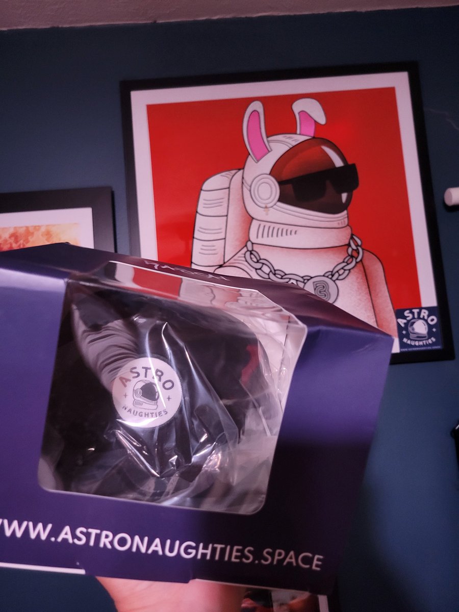 Defi_daemon's tweet photo. My Astro cap and stickers have arrived! Thank you @AstroNaughties for this gift.
#SoloNation if you would like a shot at one of these get yourself an asto and join the #moonpoloclub in Astronaughties discord. They do #giveaways every Friday.
https://t.co/EbkYY0vHM8
#XRPL $SOLO https://t.co/hjot0VNVOM