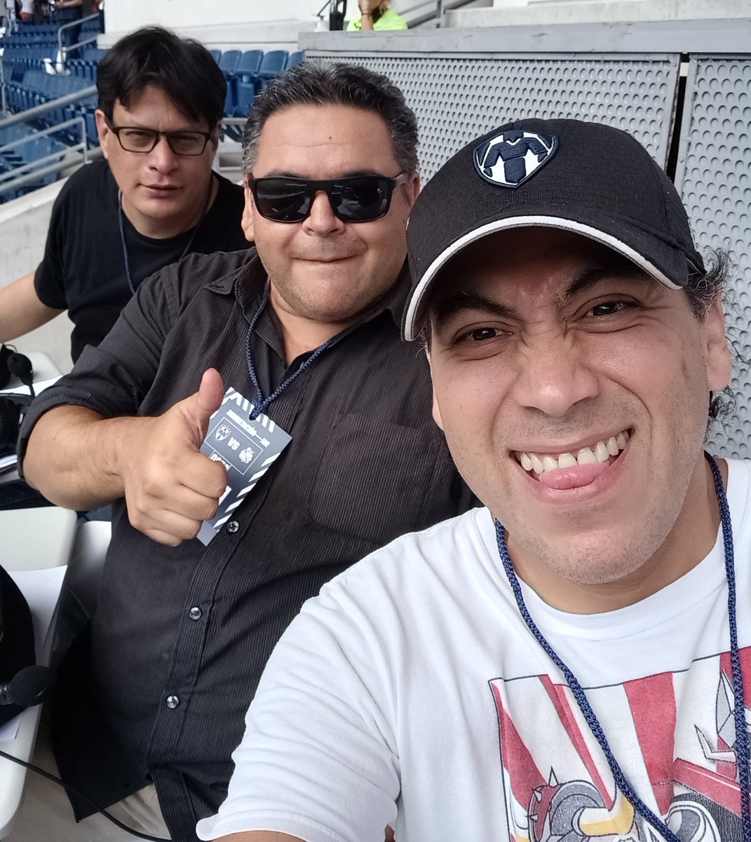 D99 | 98.9 FM (@d99radio) on Twitter photo Ya estamos listos #FintasyDribles por <a href="/D99Radio/">D99 | 98.9 FM</a> con <a href="/6Wario/">Gerardo Wario</a> <a href="/ferguajardo14/">Fernando Guajardo</a> <a href="/MorocoPalacios/">Moroco</a> y <a href="/tiogamborin/">Atenogenes Gamboa</a> 98.9 fm y mmradio.com/radio/programa… Ya estamos listos #FintasyDribles por <a href="/D99Radio/">D99 | 98.9 FM</a> con <a href="/6Wario/">Gerardo Wario</a> <a href="/ferguajardo14/">Fernando Guajardo</a> <a href="/MorocoPalacios/">Moroco</a> y <a href="/tiogamborin/">Atenogenes Gamboa</a> 98.9 fm y mmradio.com/radio/programa…