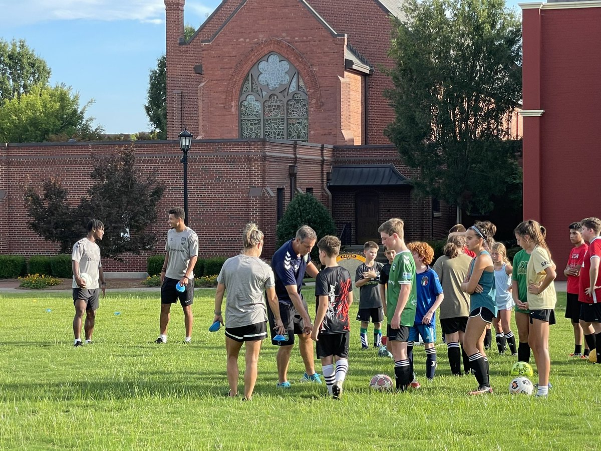 JKHallJr's tweet photo. Really cool for the @GVLTriumph to put on a clinic downtown tonight with @johnharkes6 &amp; @sarahj917 working with the kids. https://t.co/hvFWkIy5pJ
