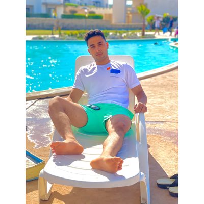 IbrahimEisa74's tweet photo. #NewProfilePic لو على هوايا كنت خدتك الساحل معايا 🏖 https://t.co/OfT3KyAMPi