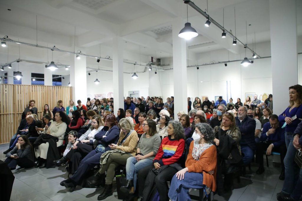 Reconstruyendo la memoria del Partido Peronista Femenino 💜

• Gran encuentro de @mujerespjcaba, a 70 años del paso a la inmortalidad de Evita. ✌🏻

#EvitaEterna ♾