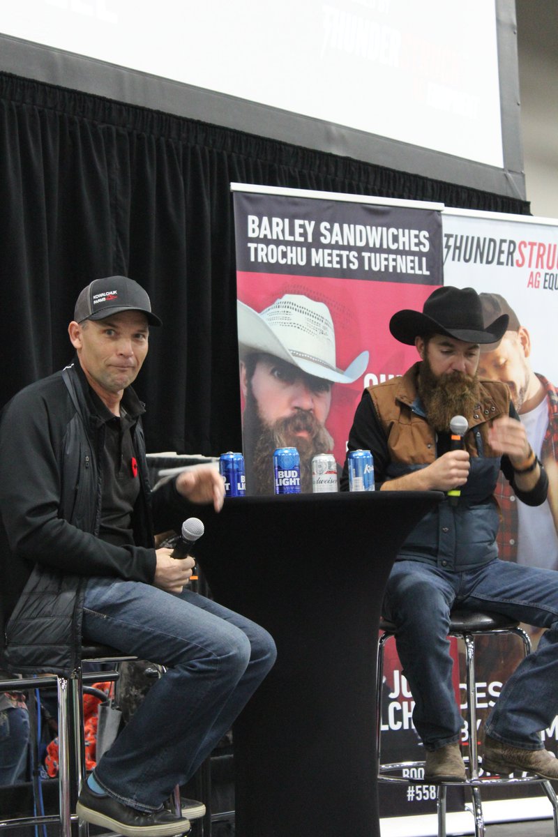 agritradetoday's tweet photo. #TBT to #AgriTrade21, when we had the pleasure of having @JohnKowalchuk & @QuickDickMcDick on stage to share a few barley sandwiches.
#QDM #QuickDickMcDick #FarmComedy #AgriTrade #RightShow #RightTime #RightLocation #FarmShow #CdnAg #CdnAgShow #CdnProducers https://t.co/I0QXcUdKh7