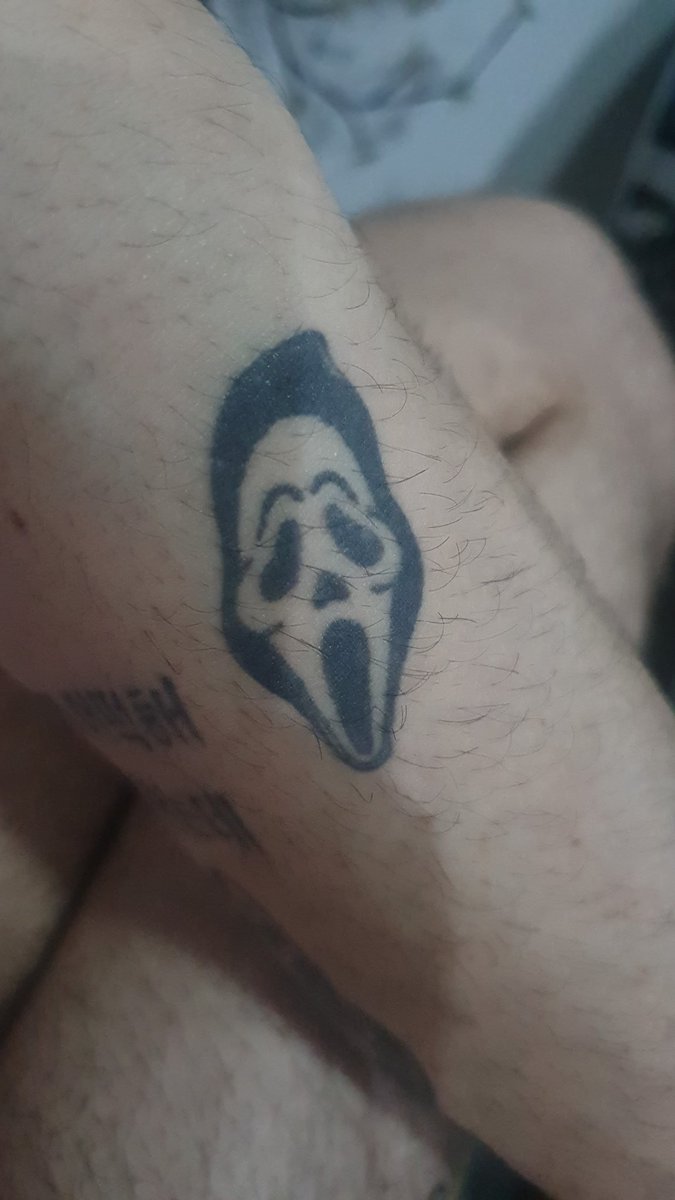 95_iago_'s tweet photo. @gabimlarocca Amo tanto que tenho até tattoo ❤️❤️❤️ https://t.co/lhwHS1V773