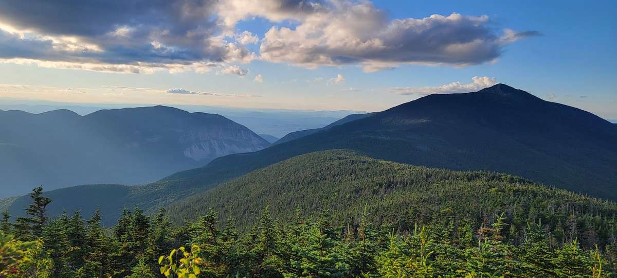 LiamHikes's tweet photo. The Whites have started on a very challenging note. But, I've been rewarded with beautiful sights. Today's views include southern Kinsman, Lonesome Lake, and Mount Liberty - perhaps my favorite view so far. https://t.co/PCmphC8Mjg