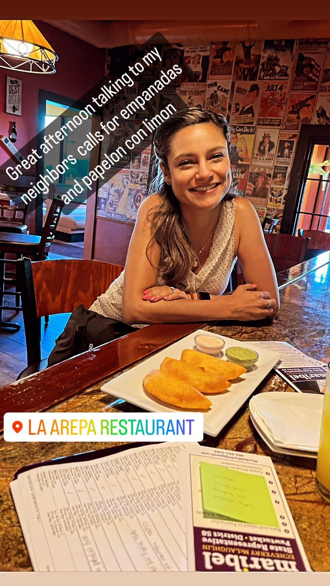 maribelem58's tweet photo. Stopped for some papelon con limΓ³n and empanadas after chatting with neighbors! #campaignfuel #maribelforRI #pawtucketlove https://t.co/lufCsnFF6O