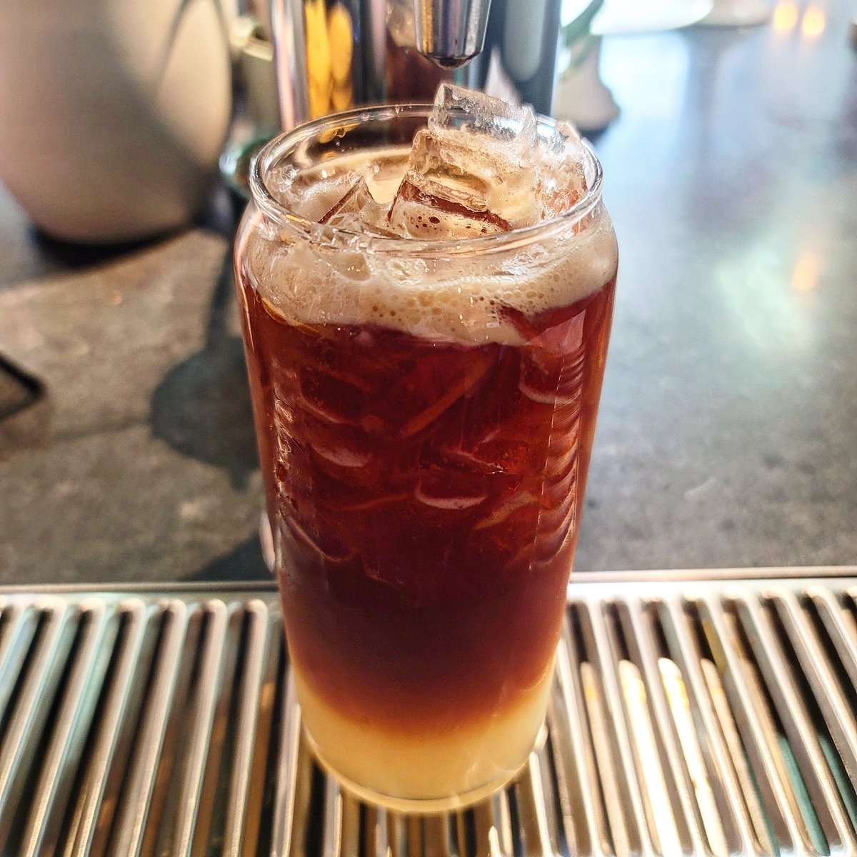 Pineapple-Vanilla Nitro Cold Brew looking refreshing as heck today 
🥵🍍💕

Only at B&amp;B Albany location!