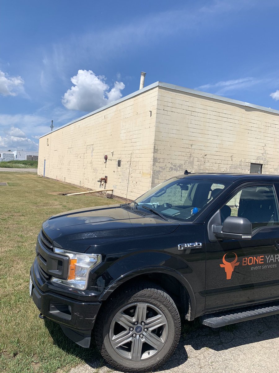 boneyardbanter's tweet photo. Excited to be expanding our operations into #paris #ontario! You’ll be seeing our trucks and staff around more as we service our clients in #simcoe #guelph #kitchener #stratford #londonont #bradford #getsomeORANGE #eventlife #showservices #eventrentals #bethebull https://t.co/QQMN4uzip2