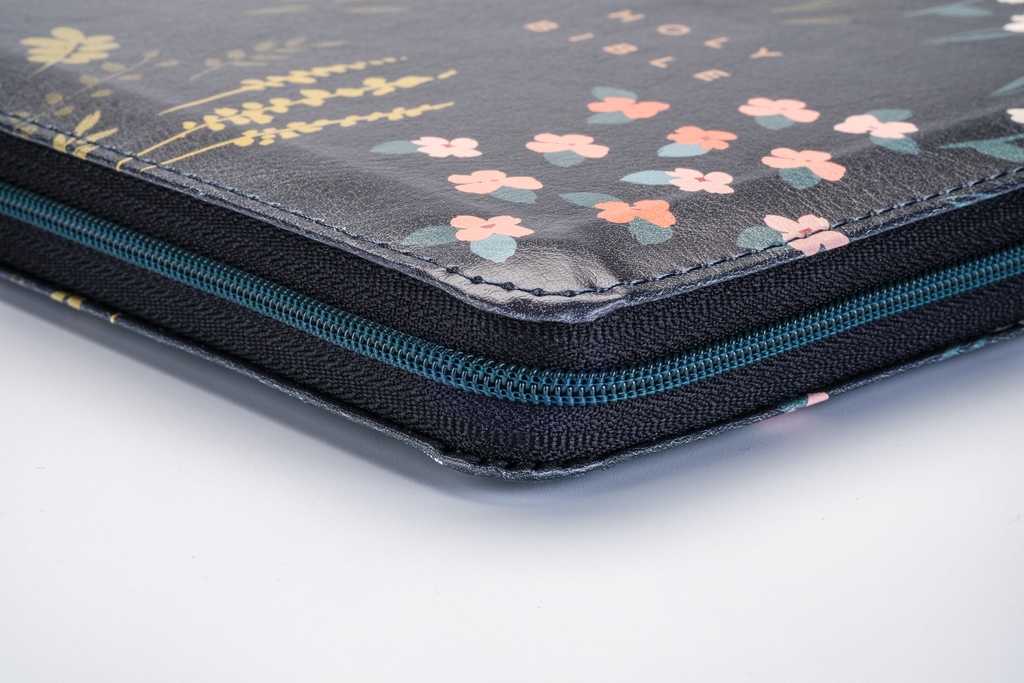 NLTverse's tweet photo. Several new zipper Bibles have released in the Filament Thinline Reference collection. These Bible have a zip cover that makes them perfect for taking with you wherever you go! https://t.co/v0N3FwzRVw
#NLTBible #FilamentBible #ZipperCover #LearnMoreCarryLess https://t.co/RkLN54c1Aa