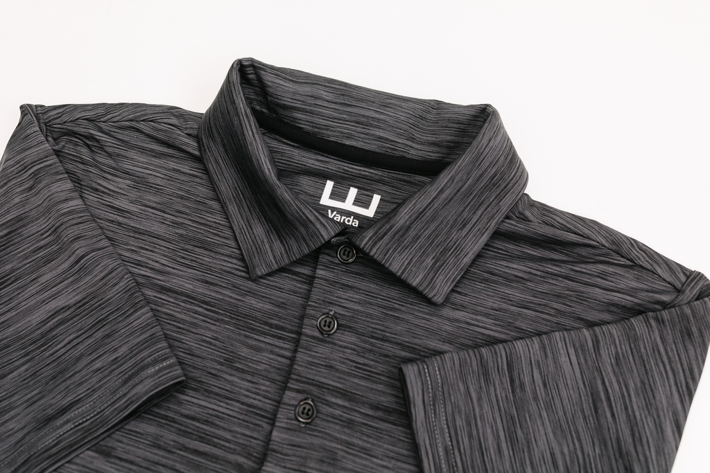 vardacc's tweet photo. Our labels say made in the USA, and our commitment to you is to do our part to keep industry and jobs in the United States, while providing you with the most effective and most comfortable concealed carry clothing possible! 
 #ccw #edc #ccwfashion#ccwstyle #MadeInTheUSA https://t.co/6qcBkOJgm1