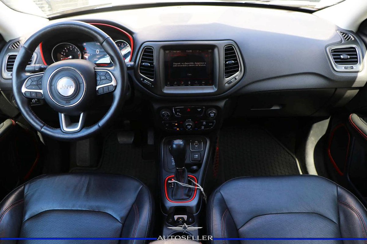 AUTOSELLER2's tweet photo. #JEEP🇺🇸
🚘#Compass TrailHawk
✅2017
⚙️Automática 9 Vel  
✅#4x4
🏎#Motor 2.4 
🏁 180HP
✅12 Bolsas de Aire
📷Cámara retroceso
📱 Car Play
✅Controles al Timón
⚡️Leds
✅Neblineras
🌠techo Panorámico 
✅ Aros R/17
Precio Q.159,995
📲WhatsApp:5203-8291
#guatemala #hoy #autos #carros https://t.co/9GSzt5TSBx