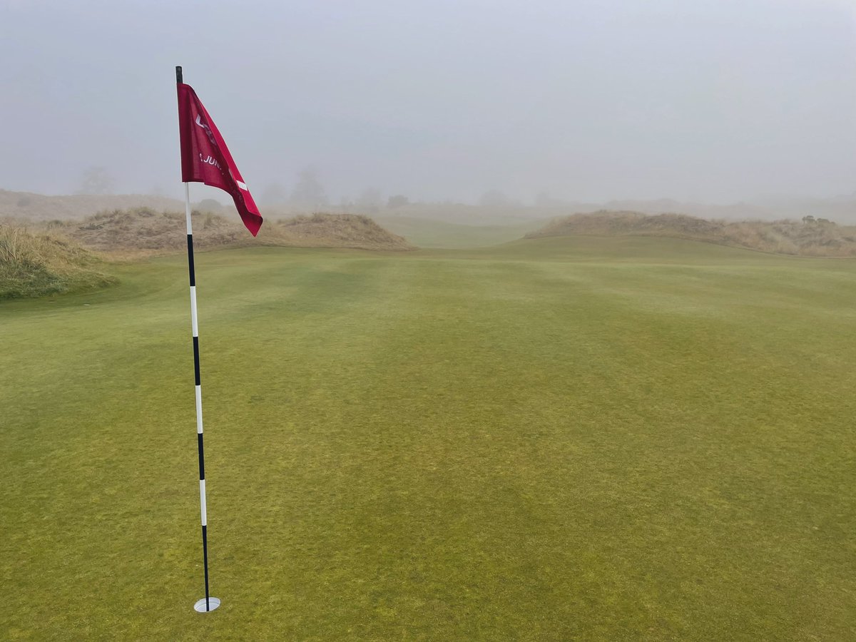 Felt good to put on some layers this week at the Jr Am at Bandon. Hats off to the maintenance teams and everyone at the <a href="/BandonDunesGolf/">Bandon Dunes</a> resort. Fantastic operation. Courses are in great shape, hoping for no fog tonight or tomorrow! <a href="/whitlark/">Brian whitlark</a> <a href="/USGAGrnSection/">USGA Green Section</a>