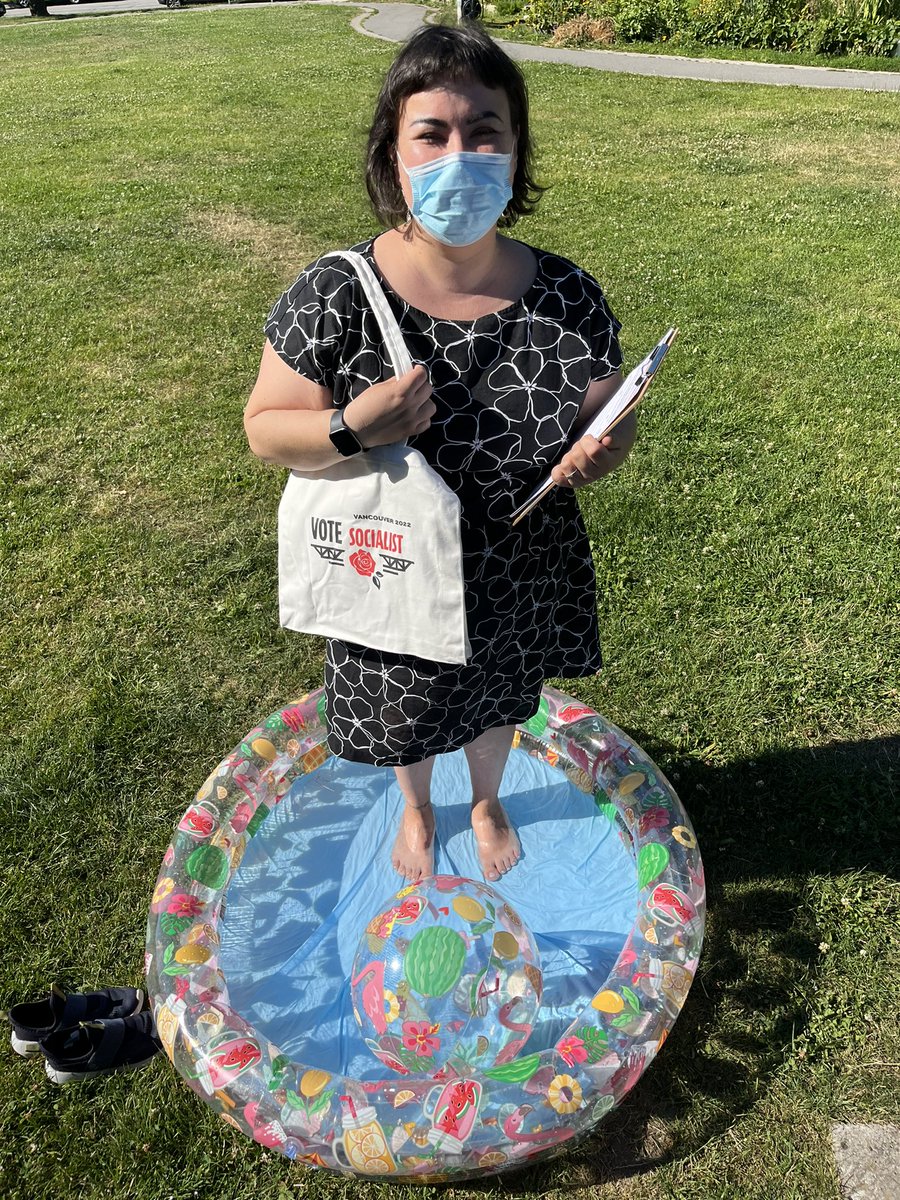 pinochet_andrea's tweet photo. If you’re near Mt Pleasant Park and need to cool off your toes — we’ve set a little pool.
You’re also welcome to come sign up to help us double the number of outdoor pools in Vancouver! https://t.co/MBNMvqyFbN #VancouverForAll #vanpoli #PoolsForAll #ParksForPeople #heatwave https://t.co/pFD4lghqJM