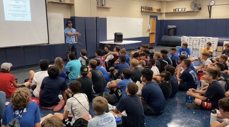 CTJFootball's tweet photo. Winning on the field &amp; off the field! Building our future Jags🐆💨🔥 from the inside out… #CorePillars #JaguarPride @JPApride @CTJohnsonHigh @TexHillBoysAth @WolfDen101 @NeisdAthletics https://t.co/YvS1ZXrBXc