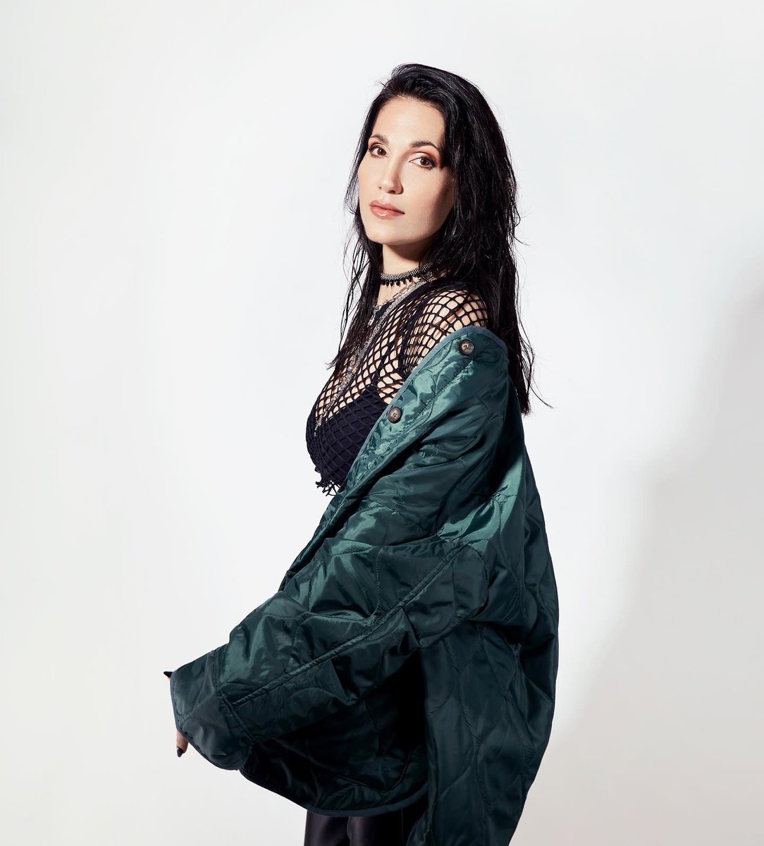 LAURA SKY tweet media
