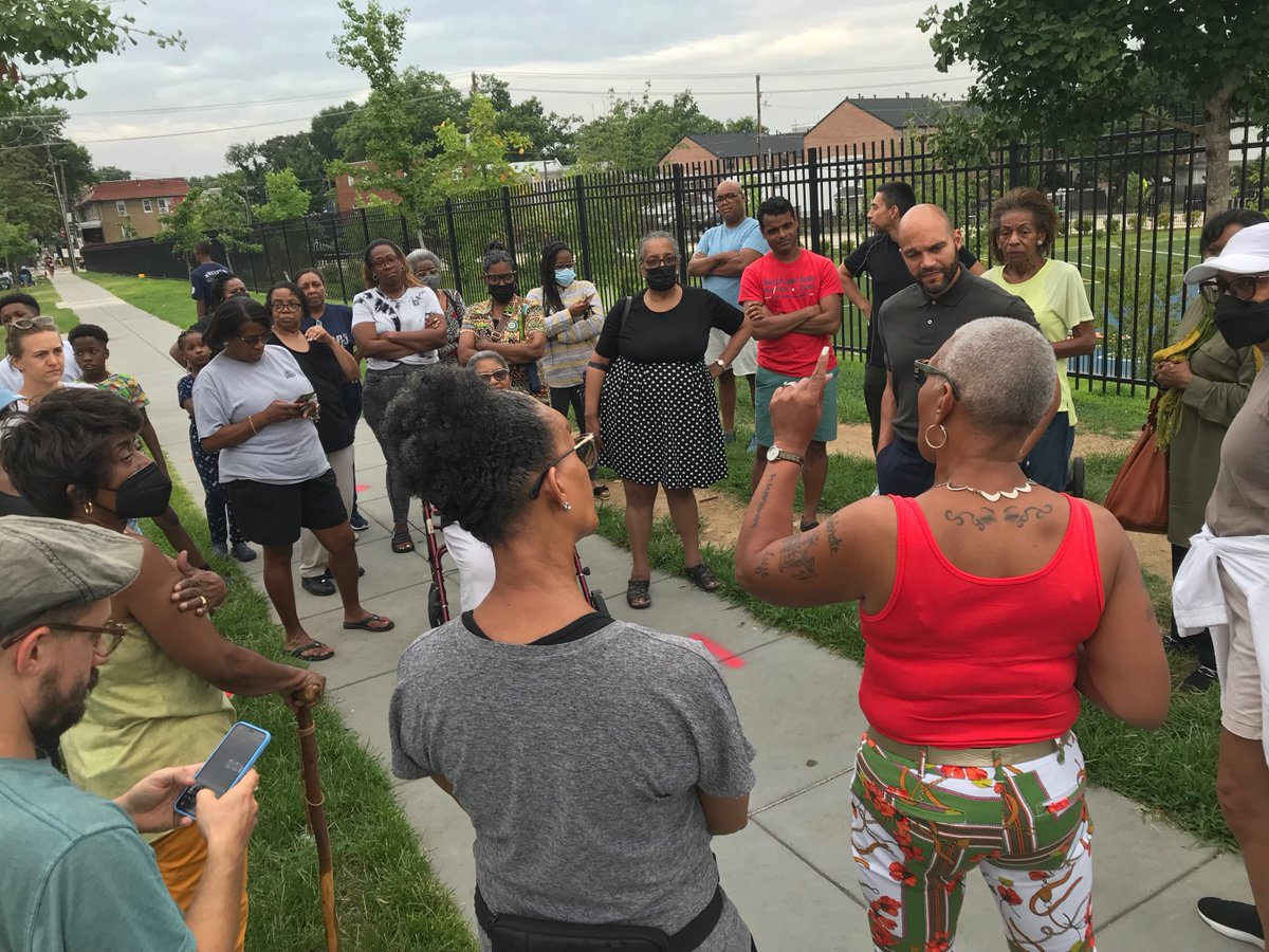 CMRobertWhiteDC's tweet photo. Appreciated the opportunity to go on a walk through #ANC8A with Commissioners Muhammad @SoldByHollyM, White @JamilaWhiteDC, Clark, and community members to identify issues along Minnesota Ave near Boone Elementary School. I look forward to working with you to find solutions. https://t.co/mTWL8GJHmy