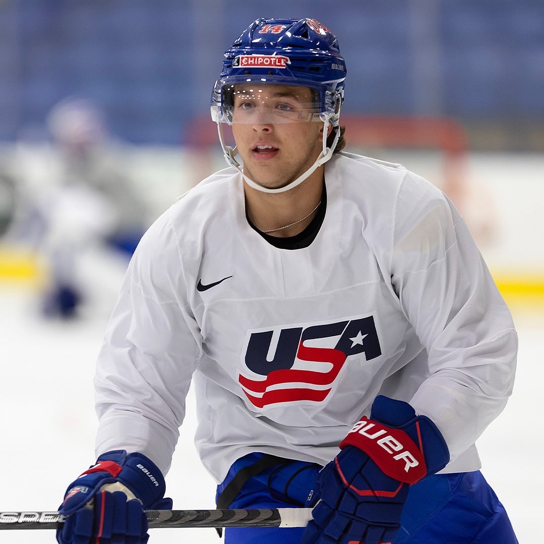 usahockey's tweet photo. Back and looking better than ever 💪🏻

The 2022 group took the ice for its first day of #NJEC! https://t.co/aRSbHukRVJ