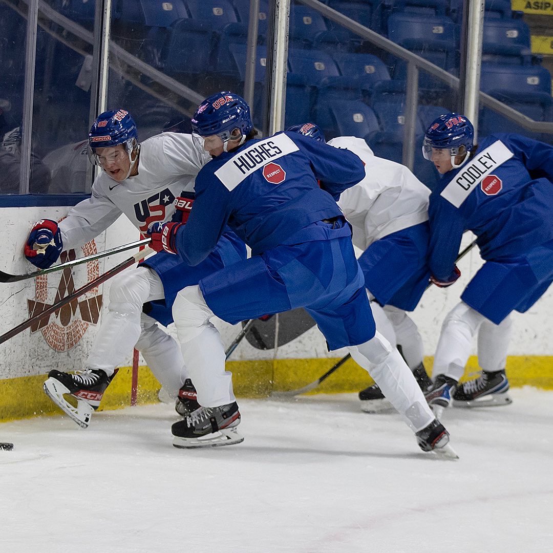 usahockey's tweet photo. Back and looking better than ever 💪🏻

The 2022 group took the ice for its first day of #NJEC! https://t.co/aRSbHukRVJ