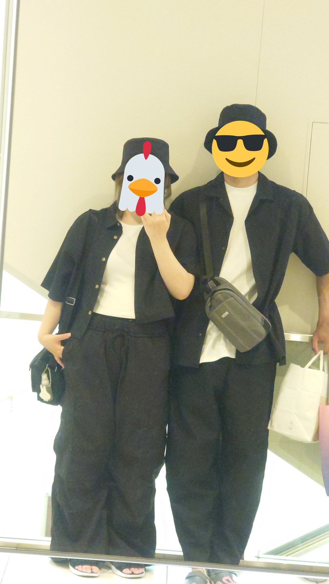 ire_xs's tweet photo. おそろい風コーデ https://t.co/ZfWxSqHUPs