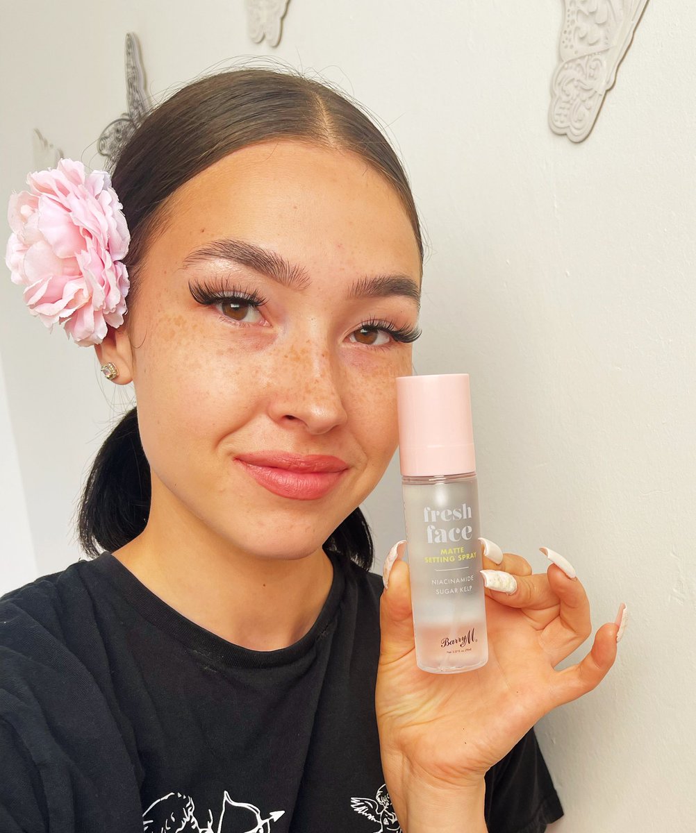 IevaUgc's tweet photo. Love this 🌸🦄 #skincare #skincareproducts #UGCcreator #ugccommunity #UGC https://t.co/5d54UnHcpN