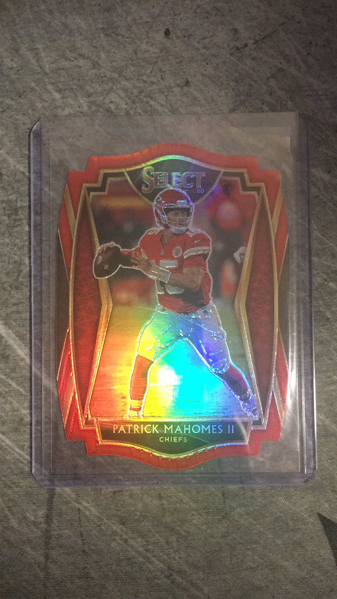 Mahomes premier level- $5

Offers welcomed, $50 or more ships free BMWT