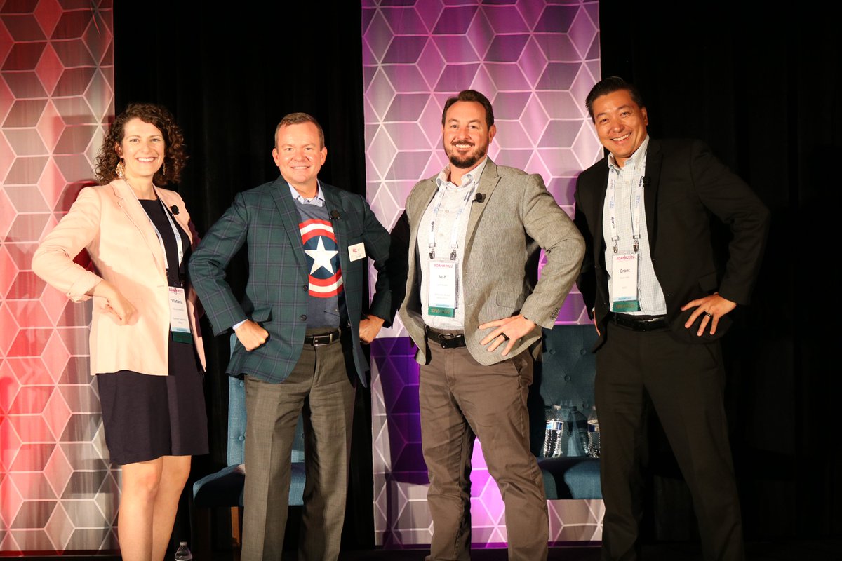 Inspiring day at #SOAHR2022!

#higherpurpose #stakeholderorientarion #consciousleadership #consciousculture #consciouscapitalism