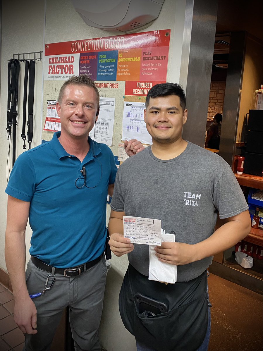 Wylie0991 - Recognizing Tony for creating an excellent guest experience by living his 1st and 2nd degree behaviors!  This translates on all four key results! #bestteam <a href="/Chilis/">Chili's Grill & Bar</a> @mk00625 <a href="/queenpalpal/">Lisa Willingham</a> <a href="/JBarraza6/">Julie Barraza</a>