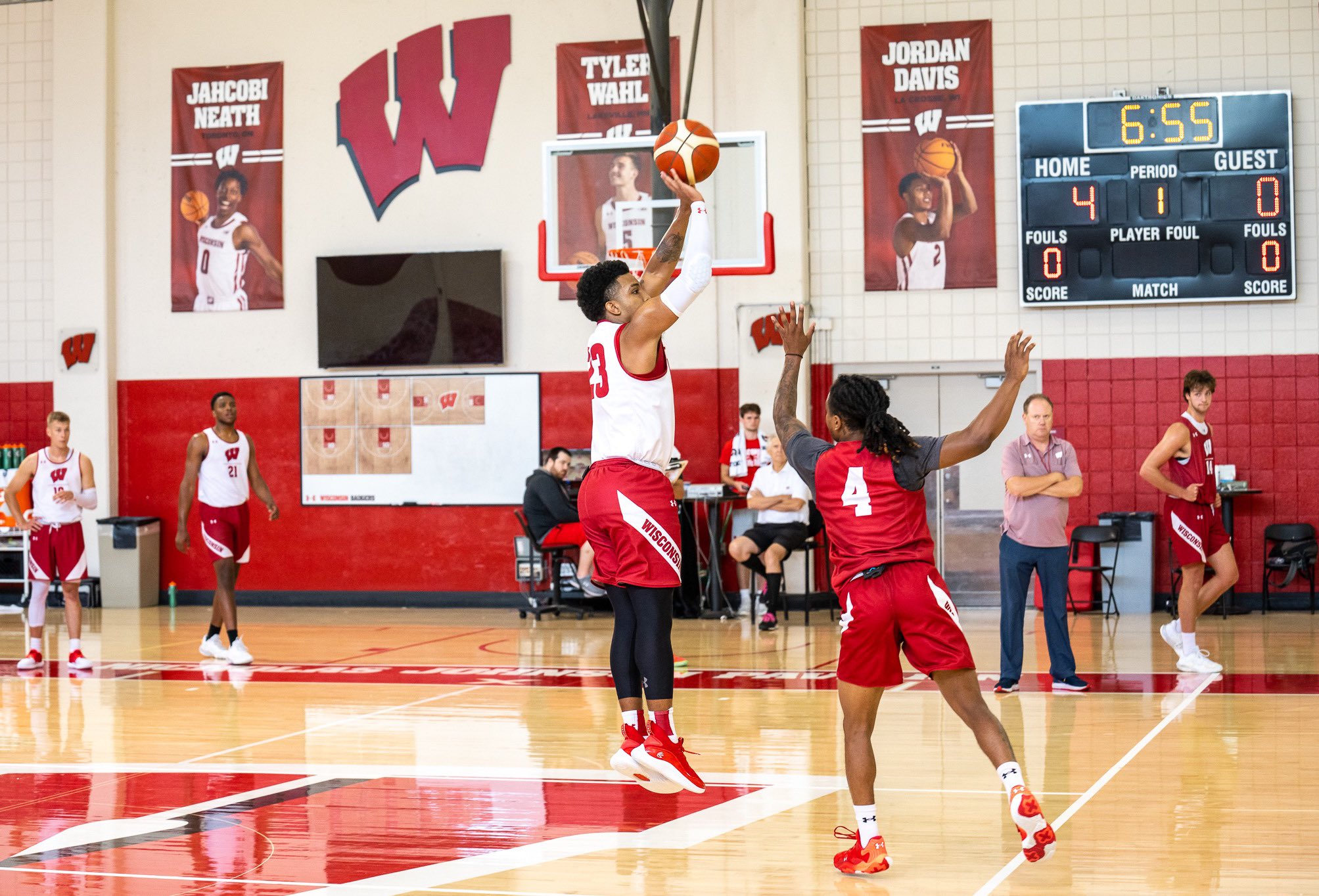 wisconsin-basketball-on-twitter-attacking-another-week-https-t-co
