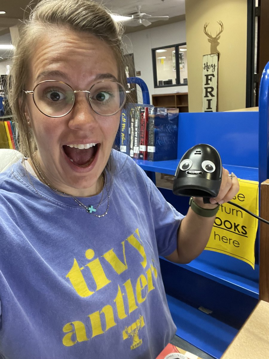 New books?! Yes, please!! #tfnd #antlerlibrary #stanthescanner