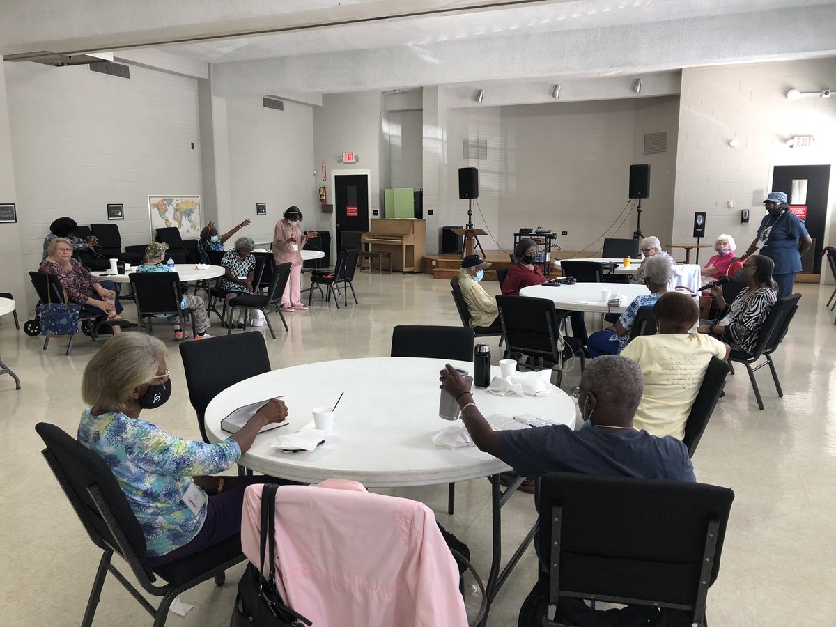 GusHernandezSr1's tweet photo. So great to start hosting @WidowsHarvest at our  @silverdalebc St Elmo campus. It’s been a very difficult season for these sweet ladies. Please pray 🙏🏻 for them. Blessed @sbcmissions to serve and love on them! #onmission #servethecity https://t.co/HXoXUdp2fU