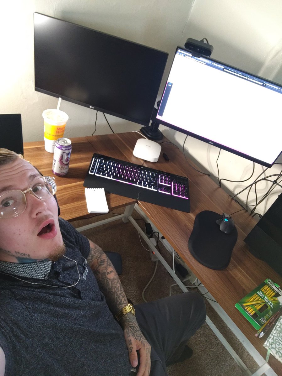 Dev3Codes's tweet image. Day 1 in #100DaysOfCode with @KenzieAcademy🤓👨‍💻 Orientation and GitHub🤝 From a Felon to Software Engineer 😌 Doubt me if you want🤷 🚀
#KenzieMade