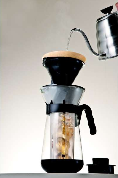 ✨( *ˇ꒳​ˇ2)o☕ [商品のご紹介] 付属のアイストレーをセットし氷を