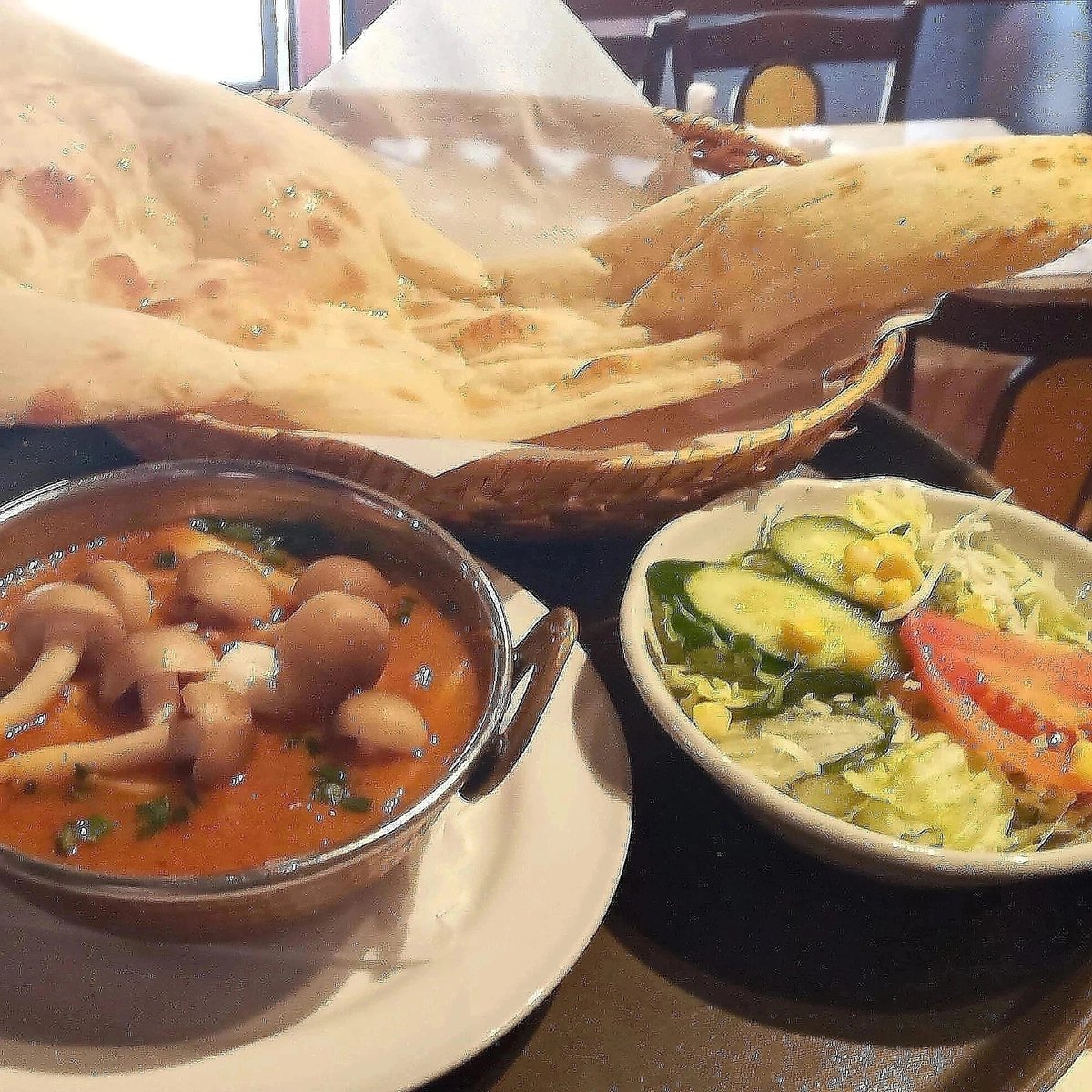 siddique_curry's tweet photo. Today's special:::-Mushroom and chicken (シメジとチキン) https://t.co/OIZGNOVZpP