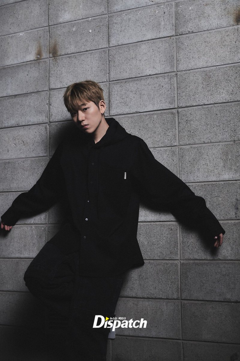 blockb_officiaI's tweet photo. [#지코]

[📰]  ＂이 남자, 옴므파탈＂ ㅣ지코 
🔗https://t.co/xU81HGmFLw

#BLOCKB #블락비 #ZICO https://t.co/81UxkRvAxR