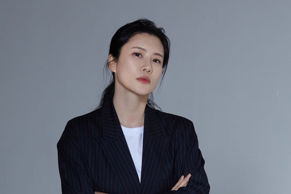 arcticminkey's tweet image. here’s the ACTUAL creative MOTHER OF SM. a real fucking pillar of SM and thus kpop. she’s the real reason your faves are your faves. say thank you Kim Yeong Jung aka KENZIE.