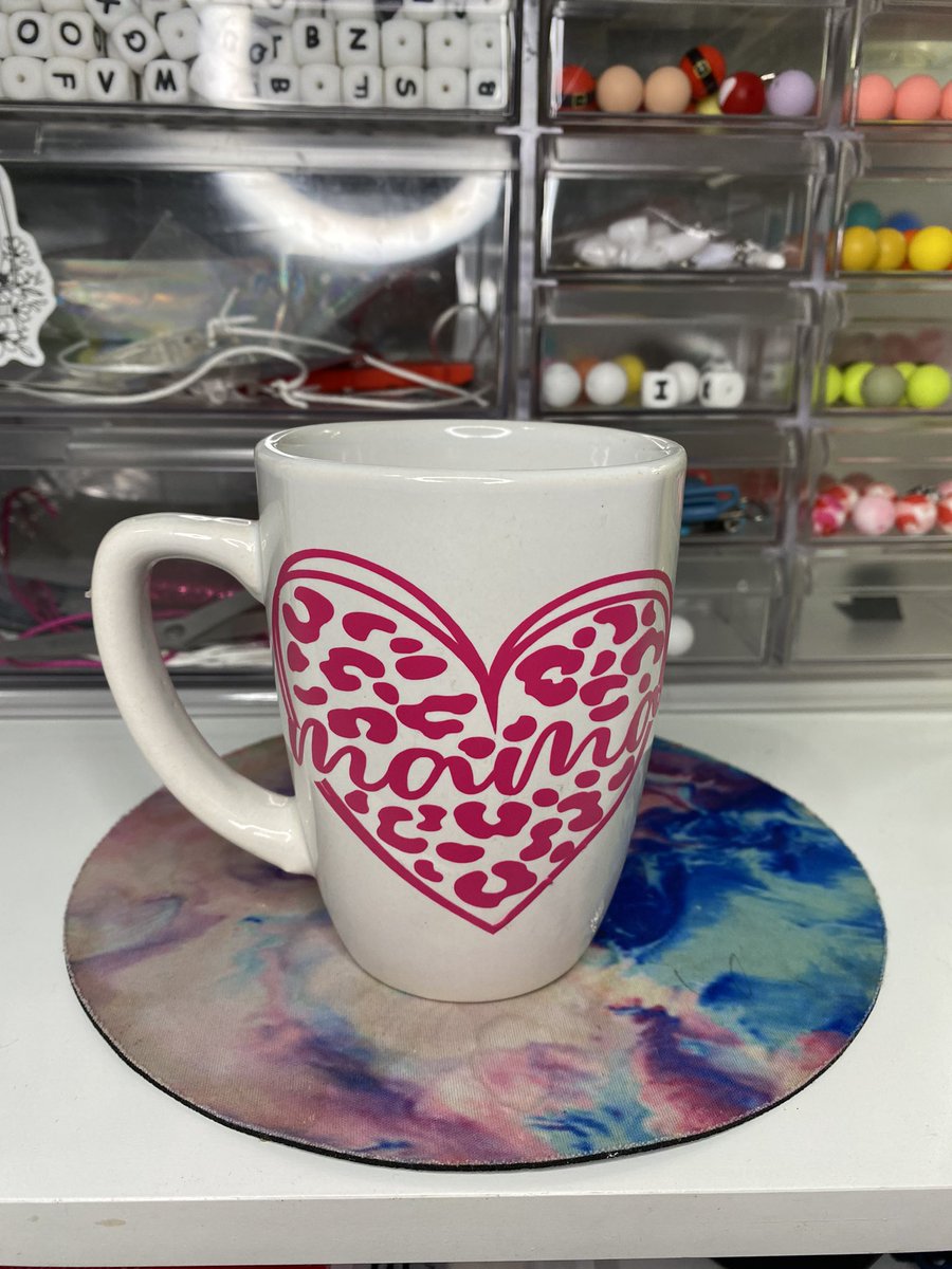 bs_clipss's tweet photo. MUG SALE ❗️❗️$5 on all mugs ! 
Everything must go ! Grab one today ! 

DM to order … https://t.co/PtCalhVrwc
