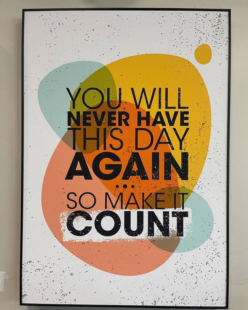 PocketWisdomUK's tweet photo. Loving the new motivational artwork at the gym 🏋🏻‍♀️

#wednesdaywisdom #pocketwisdom #pocketwisdomuk #authenticity #integrity #wholehearted #intuition #wisdom #thisgirlcan #nocuttingcorners #healthylife #beingmybestself #transformation  #dedicated #motiv… https://t.co/ZCeGYEWJ7U https://t.co/lJBatkDSEY