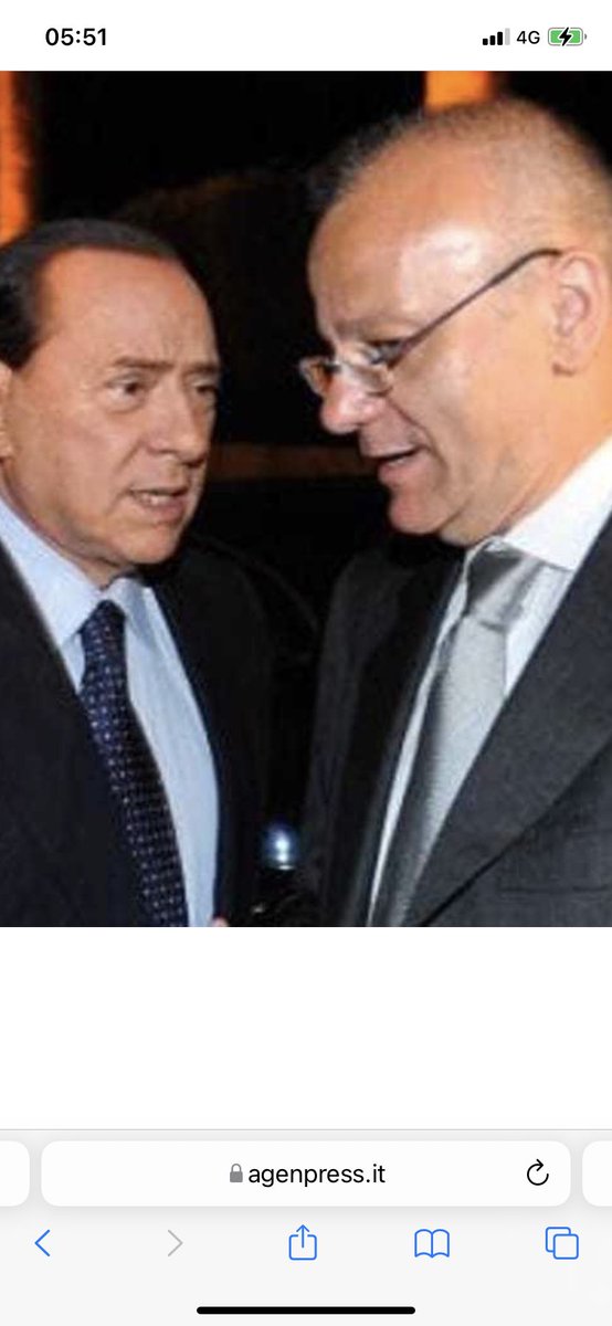 grotondi's tweet photo. ‘La Discussione’,che ho diretto in un’altra vita,ogni dieci anni mi invita a spegnere le candeline con la redazione.A 40 anni mi fece trovare un ex premier,il grande Forlani;a 50 il premier in carica,Berlusconi;a 60(più due) il futuro premier Giorgia Meloni. https://t.co/iqHDw1Bn88