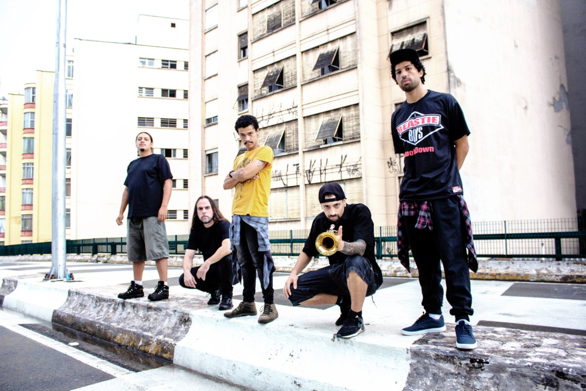 Brazilian rock group Asfixia Social releases new single during European festivals run. - themetalistza.co.za/brazilian-rock…