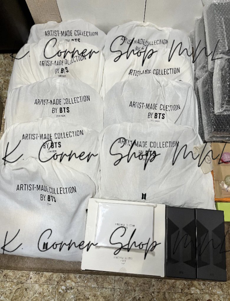 KcornerShopMNL's tweet photo. #KCSMNLUpdates

Finally!!! Boxes 12 and 13 are already delivered in my PH ADD! Will start to sort later, post the shipping form and send video condis via email. Thank you so so much for patiently waiting. Nagtagal lang talaga yung box 13 due to bad weather. https://t.co/lhDhdmE37d