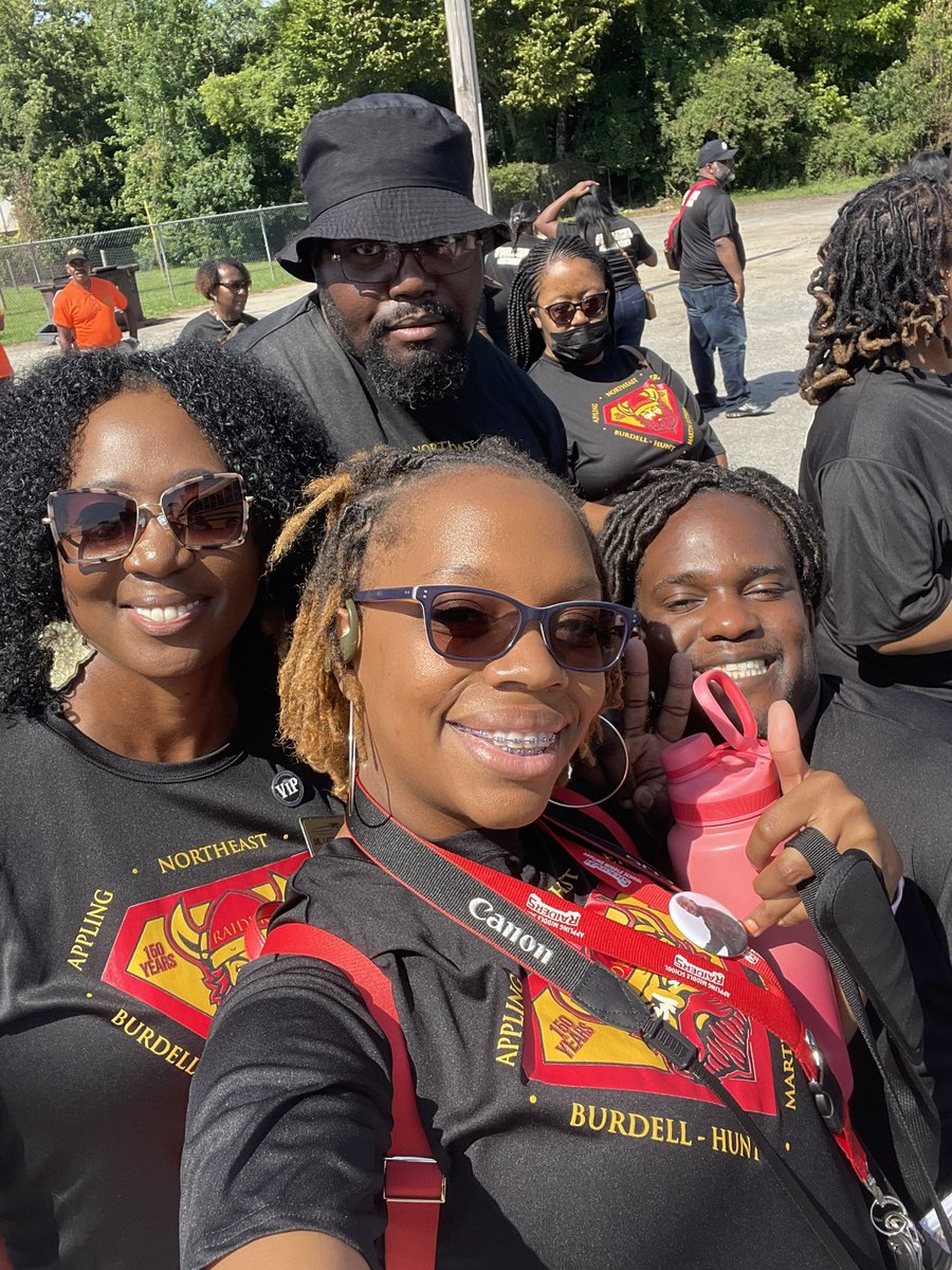 Janelle522's tweet photo. @ApplingSchool is  #Built4Bibb! Such an awesome opening Convocation Yesterday with inspiring messages from @TanyaSClark13 @dan_a_sims!! Let’s have an AWESOME school Year @BibbSchools @ApplingSchool https://t.co/K86pKYX9Mt