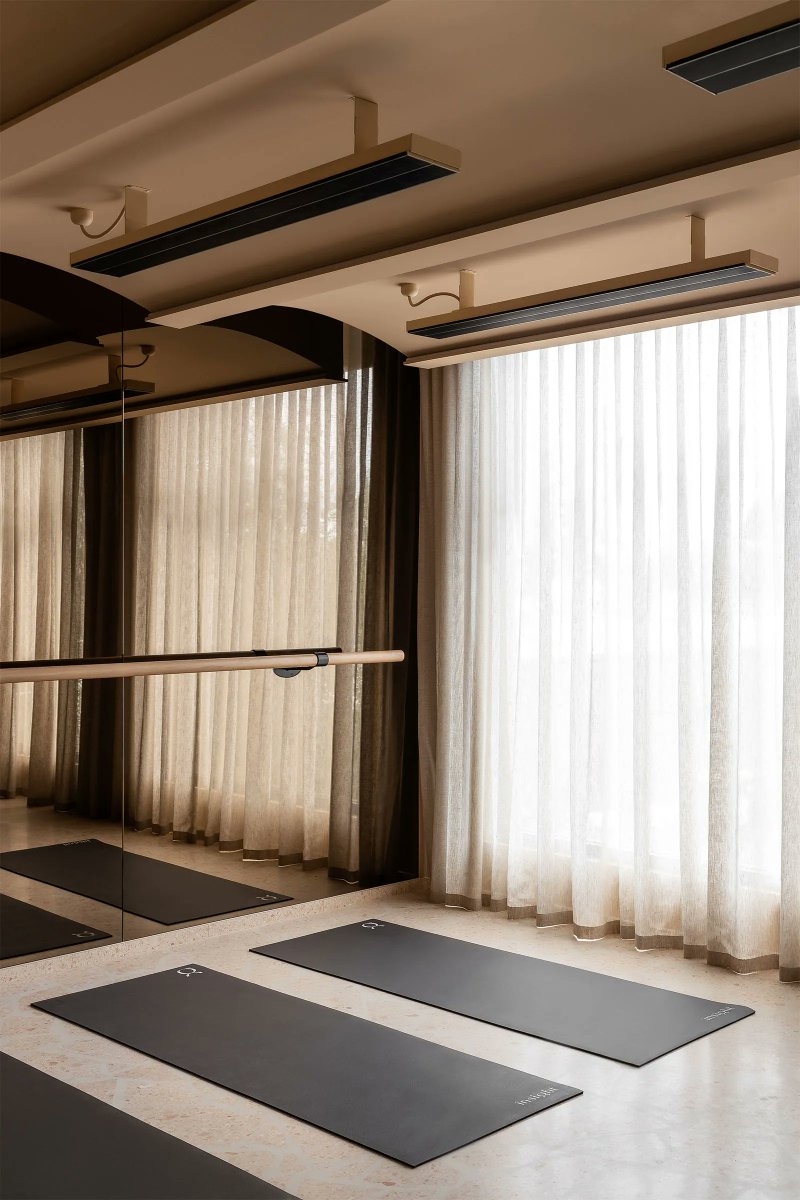 DesignAnthology's tweet photo. INTERIORS / Designed by local firm Biasol Studio, Insight Body &amp; Mind is a serene wellness studio that combines psychology services with mindful movement classes

https://t.co/KeshZsXZjt

#designanthology #wellnessdesign #melbourne #australiandesign #australia #melbournelife https://t.co/3JxQdWYeCX