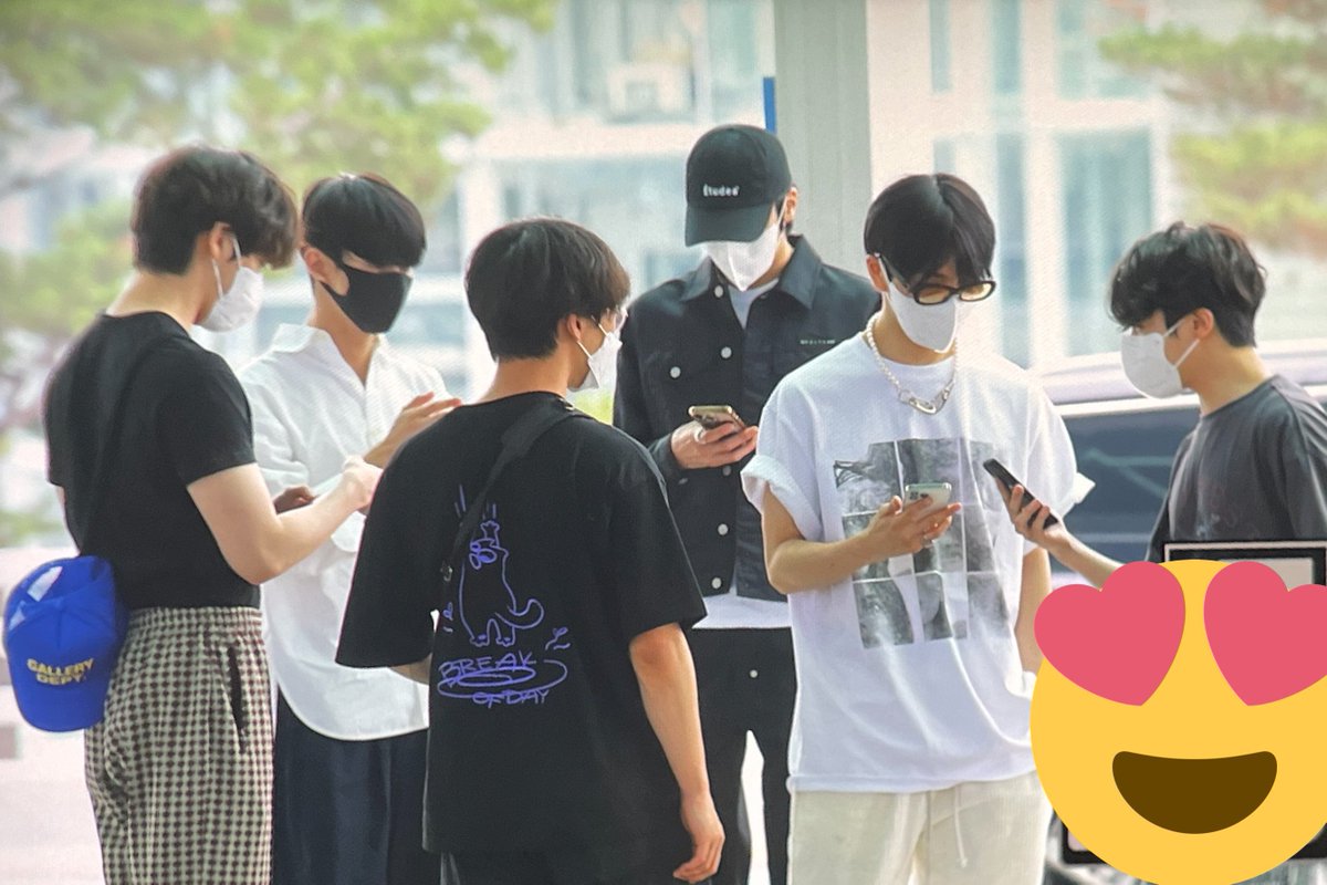힝무 tweet media
