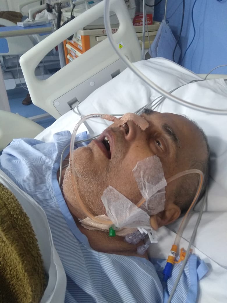lihashgnis's tweet photo. @MoHFW_INDIA My dad(63), himself a doctor with GOI is fighting Brain Tumor @Novocure says that Optune device which can extend his life is not available in India.This is death sentence for dad. As a doc he has helped many,now he desperately needs your help. @AlMusella @IMAIndiaOrg https://t.co/D8oZpBfQBs