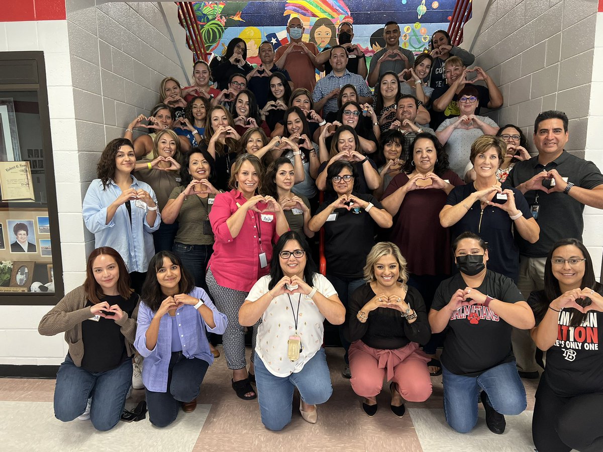 Ana Soto (@hball_es) on Twitter photo We were blessed to start the week with a passionate and purposeful trainer, Donna Wallace <a href="/IHeartCKH/">Capturing Kids' Hearts</a>. Ready to capture our Dalmatians’ hearts. #BElieveinYOUrself. #Excellence We were blessed to start the week with a passionate and purposeful trainer, Donna Wallace <a href="/IHeartCKH/">Capturing Kids' Hearts</a>. Ready to capture our Dalmatians’ hearts. #BElieveinYOUrself. #Excellence